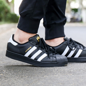 Adidas/阿迪达斯 2015Q4OR-SU105