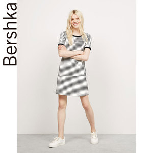 Bershka 05485187712-19