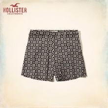 Hollister 92352
