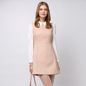 Roem Beige