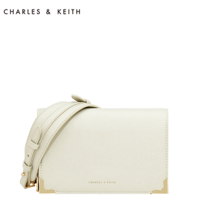 CHARLES&KEITH Light