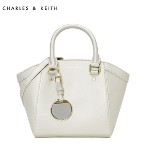 CHARLES&KEITH Light