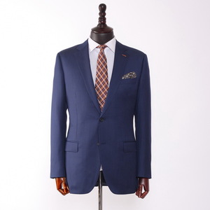 SUIT79991