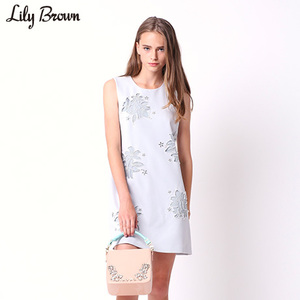Lily Brown LWFO162813