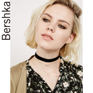 Bershka 09219466302-19