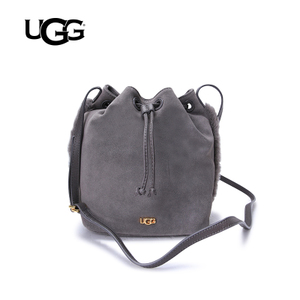 UGG GREY