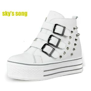 Sky’s Song SS144C8595-8595