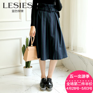 Lesies/蓝色倾情 LS658401