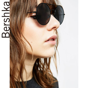 Bershka 04827878800