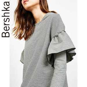 Bershka 05432187810-19