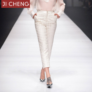 Ji Cheng LJ001585