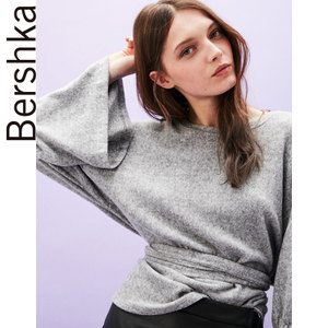 Bershka 01824315812-22