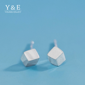 Y＆E ME0532M01A