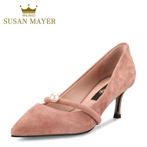 Susan Mayer Q064-7BT526