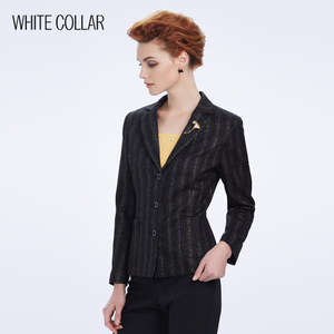 white collar 000054091