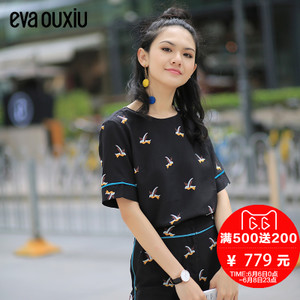 Eva Ouxiu/伊华·欧秀 720AC9442