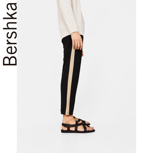 Bershka 00324168800-24